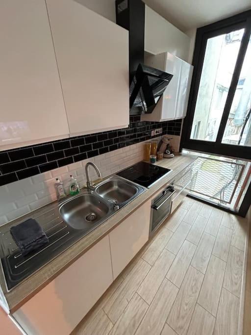 Grand Cru * Magnifique Duplex Au Coeur D'Epernay Apartman Kültér fotó